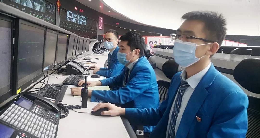 人民日報：開學(xué)季，天津地鐵3號線暖心服務(wù)，保證師生無憂出行